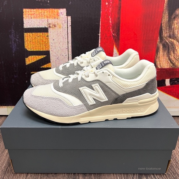 2022 New Balance 997 Light Aluminum / Team Away Grey 3M Reflective CM997HRK - Picture 2 of 14
